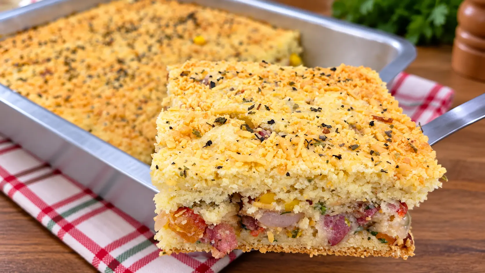 Torta de Bacon com Calabresa de Liquidificador